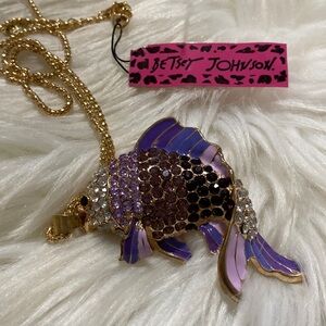 Betsey Johnson purple fish 🐠 necklace